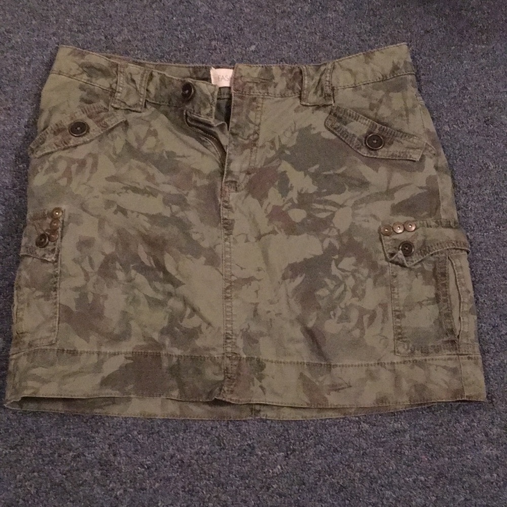 Camo skort